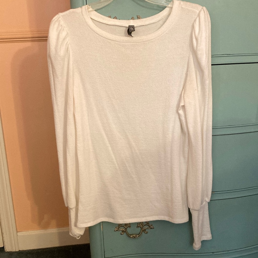 Alya Cream Fitted Blouse